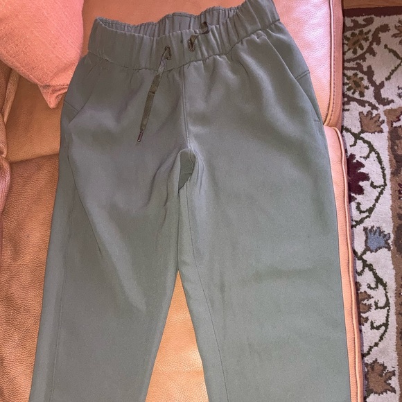 LuLu joggers size 2! - Picture 2 of 6